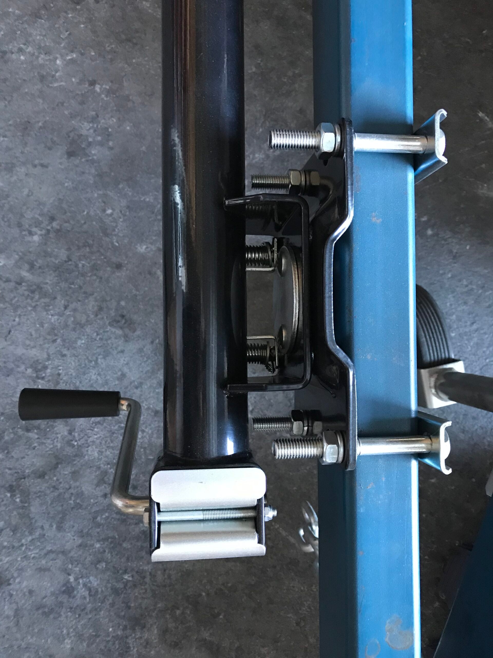2000kg Caravan Trailer Manual Jack Stand With Draw Bar Fitment